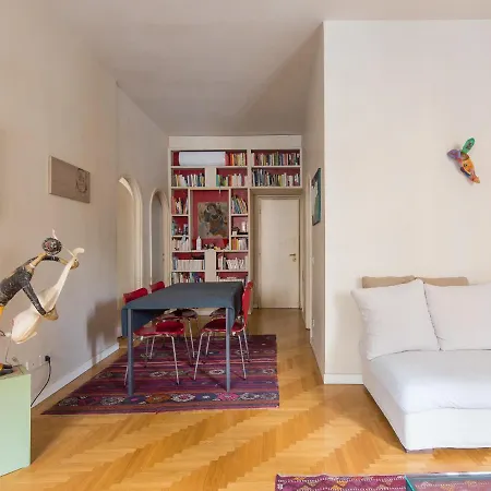 Daire Coronari Enchanting Two Bedroom *