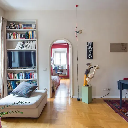 Coronari Enchanting Two Bedroom Apartment