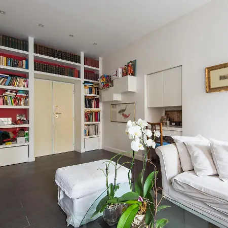 Coronari Enchanting Two Bedroom Daire