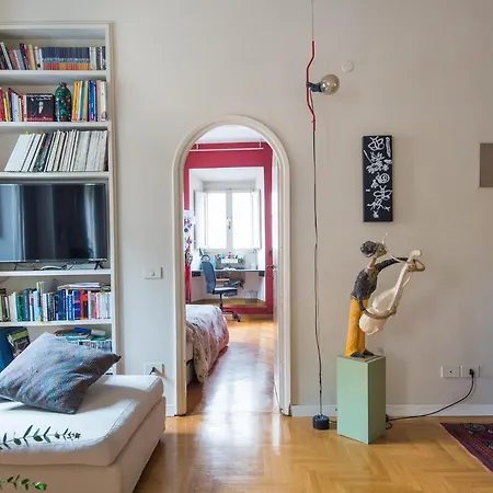 Coronari Enchanting Two Bedroom Roma